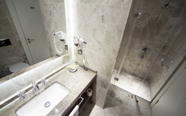 Montania Special Class Hotel