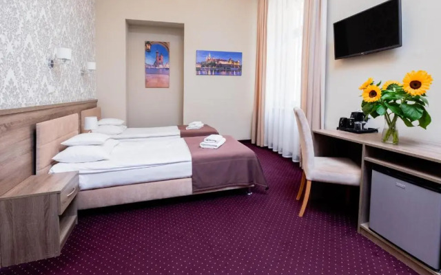 Hotel Maximum
