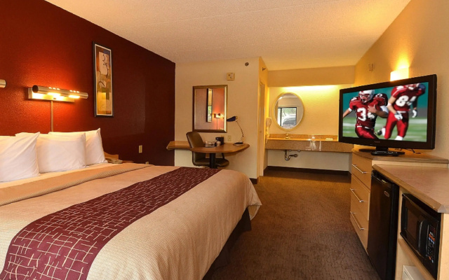 Red Roof Inn Cleveland Airport-Middleburg Heights