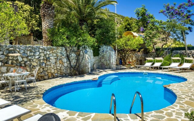 Edera di Patrizia Castellammare del Golfo