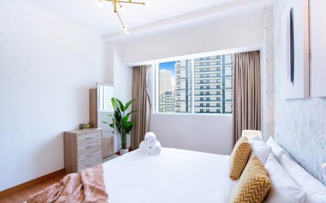 The Waves Exude Luxury 1 BR Waterfront