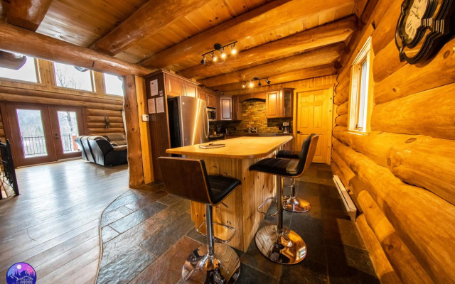 Chalet Le St-Côme - SPA- Billard- PISCINE by Galaxia