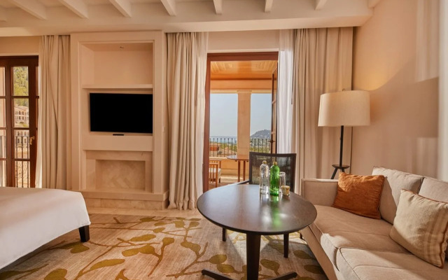 Cap Vermell Grand Hotel