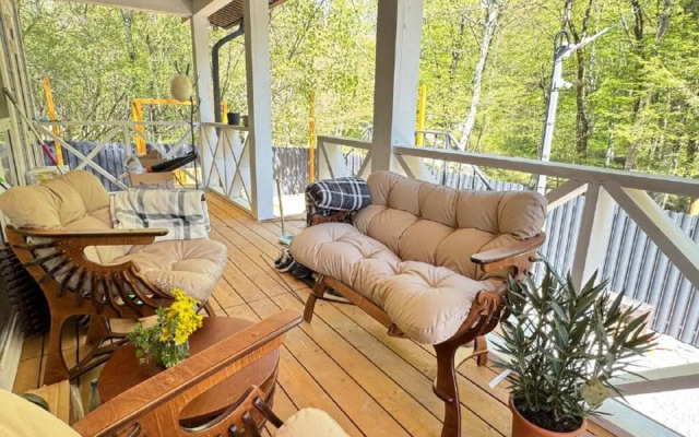 Sunny Home Дом на ул. Мира 32 (Санни Хоум)