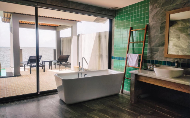 Vedana Lagoon Resort & Spa