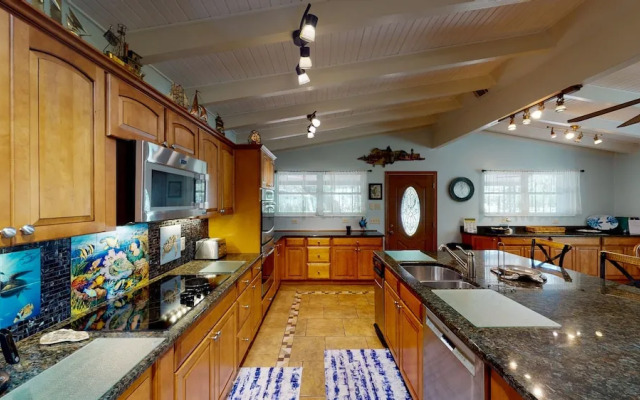 Barronhaus 4 Bedroom Home