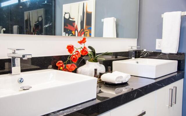 Real View Towers E208 by Casago