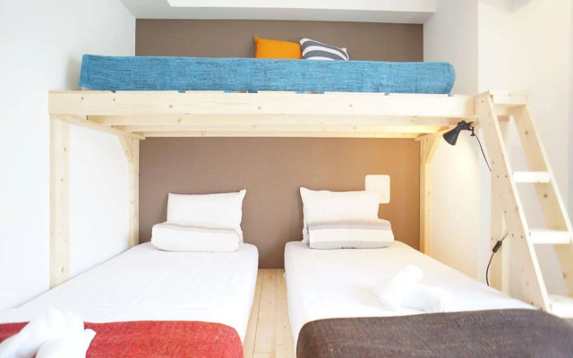 Galaxy Apartment