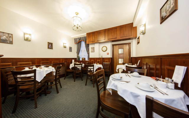 Regency House