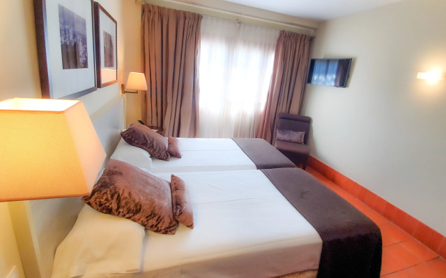Hotel San Antonio El Real
