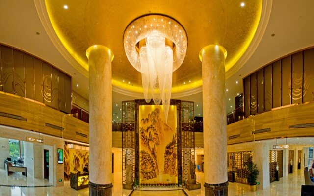Yichang Golden Lion Hotel