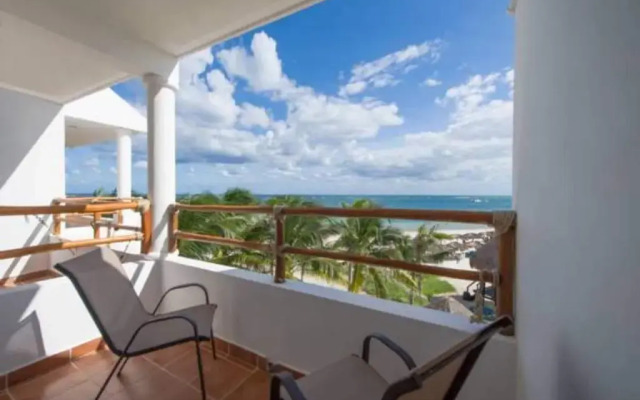 Capital O Hotel Arena Beach Club