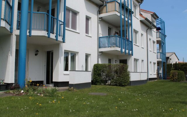 Bright Apartment in Boltenhagen near Sea
