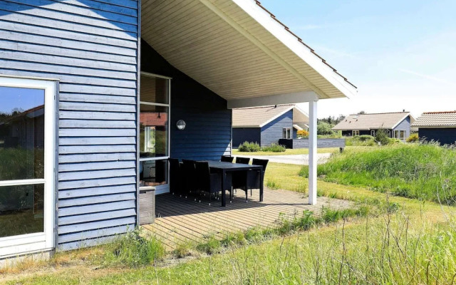 Cozy Holiday Home in Ulfborg near Sea