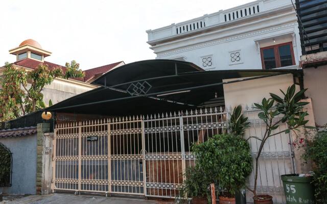 OYO 135 Menteng Guest House