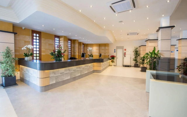 HL Suites Nardos - Only Adults