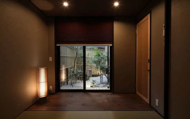 Kanade Kyoto Hachijoguchi