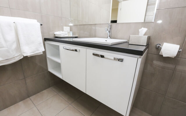 Comfort Inn Deakin Palms
