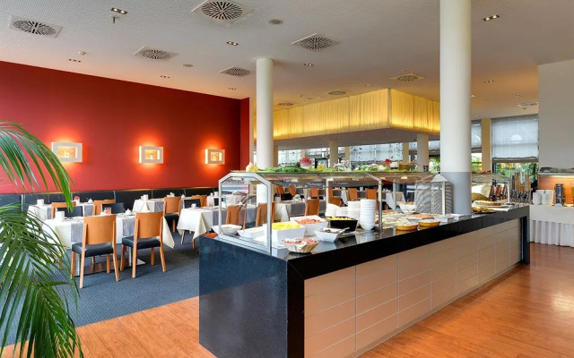 Novina Hotel Herzogenaurach Herzo-base (ex.ramada)