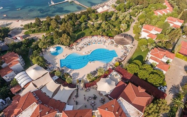 MW Phokaia Beach & Resort