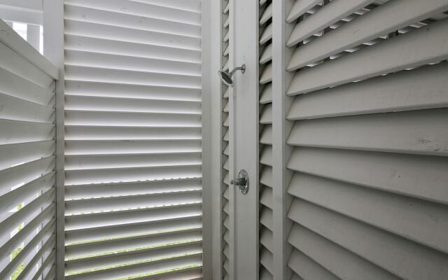 The Conch Castle 5 Bedroom Home