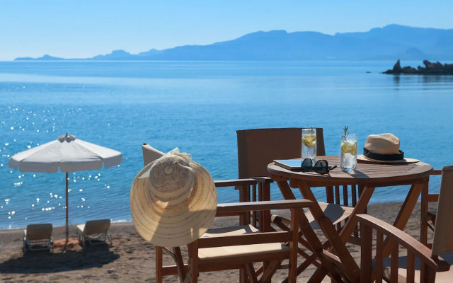 holiday home, Charaki