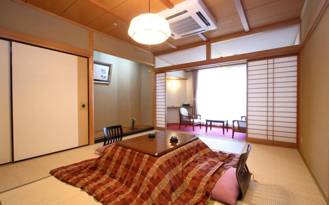 Kamimokuonsen Tatsumikan