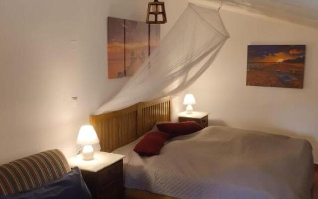 Little Lotus Apartment