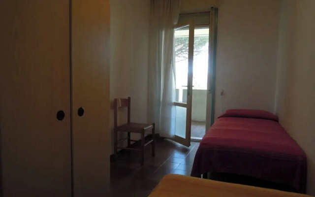 Bright Garden Apartment Near the sea