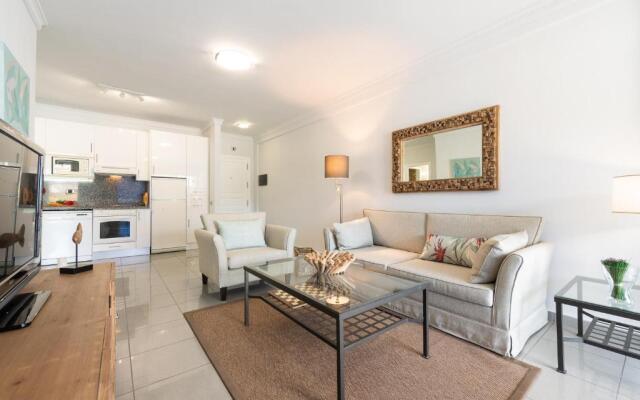 Deisy apartments 1G