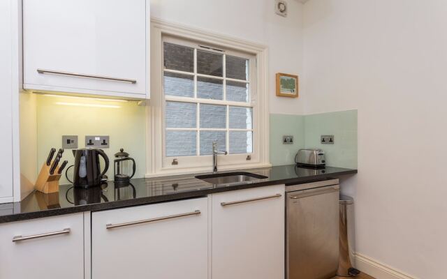 Bright 1 Bedroom Flat