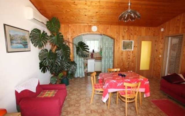 Apartments & Rooms Zlatica Hvar