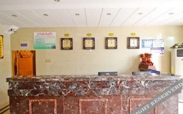 Tianchi Business Hotel (Sanhe Ancient Town)