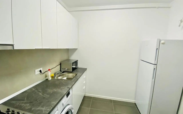 Plaza Residence Studio 2
