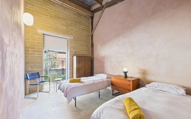 South Barns a Spacious Barn Conversion Near Cowes