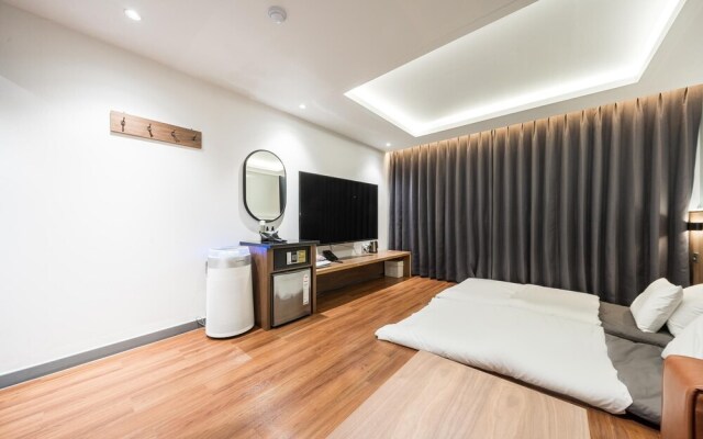 Daegu Gloria Motel