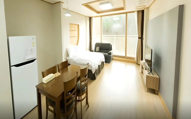 Lake Ocean Resort Sokcho