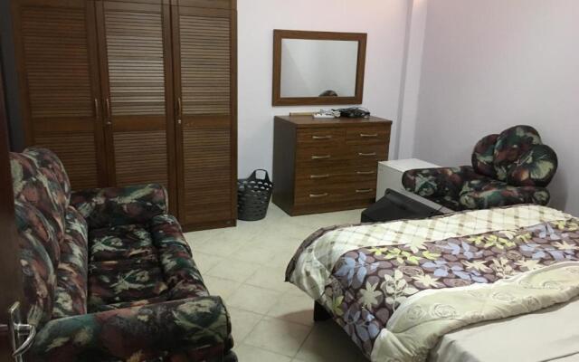 BR Apartment & Studios