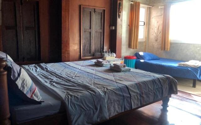 SolarCell Uthai Thani Homestay - โซล่าเซลล์อุทัยธานีโฮมสเตย์