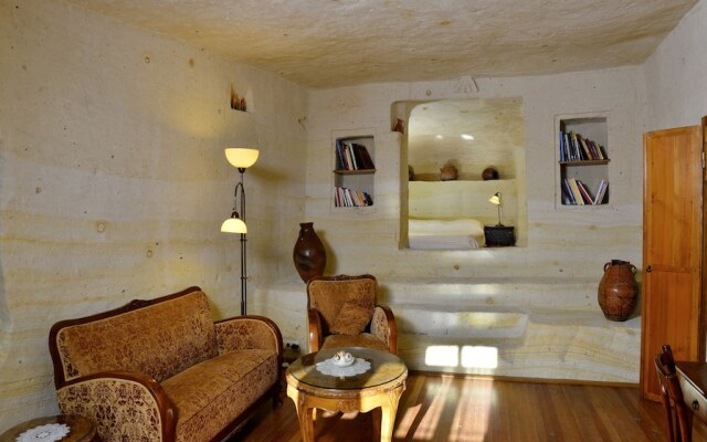 Esbelli Evi Cave Hotel