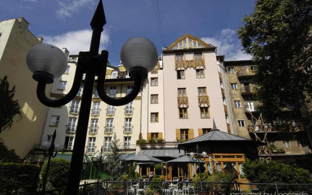 Corvin Hotel Budapest - Sissi wing