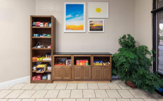 Days Inn by Wyndham Branson Ozarks