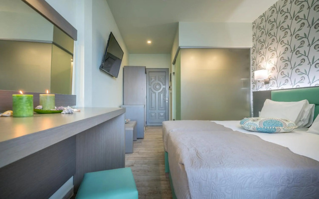 Denise Beach Hotel