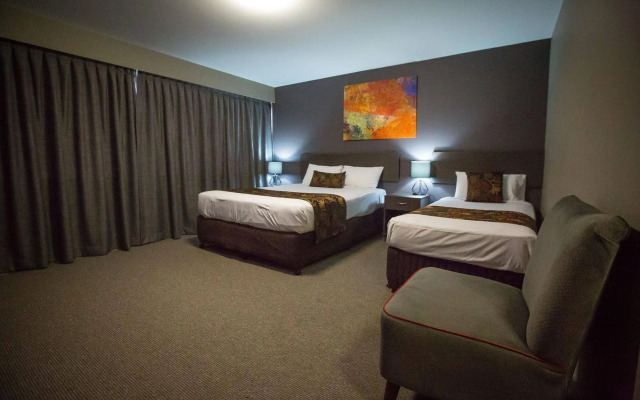 Gladstone Reef Hotel Motel