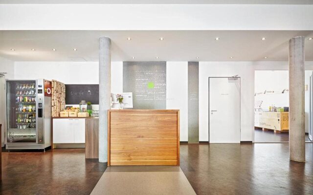 a2 HOTELS Plochingen