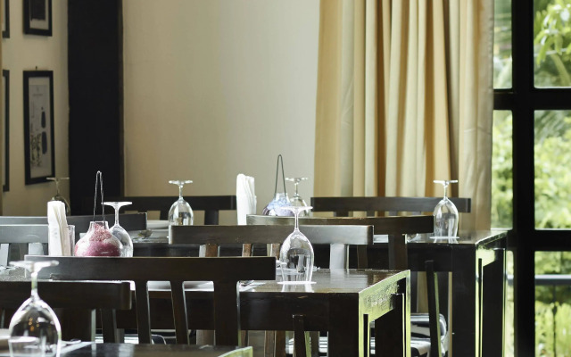 Westgate Residence Hotel