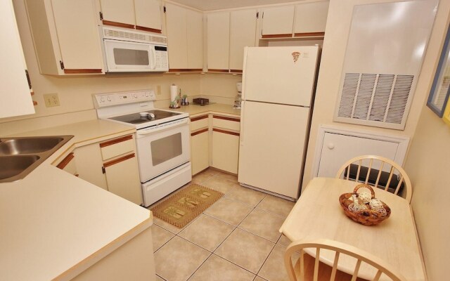 Sea Woods 270 Apartment 3