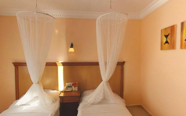 Rosy Suites Hotel
