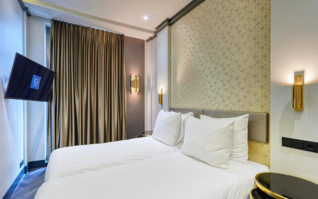 G hotel
