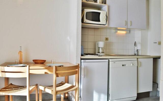 Appartement Le Lavandou, 1 pièce, 4 personnes - FR-1-251-263